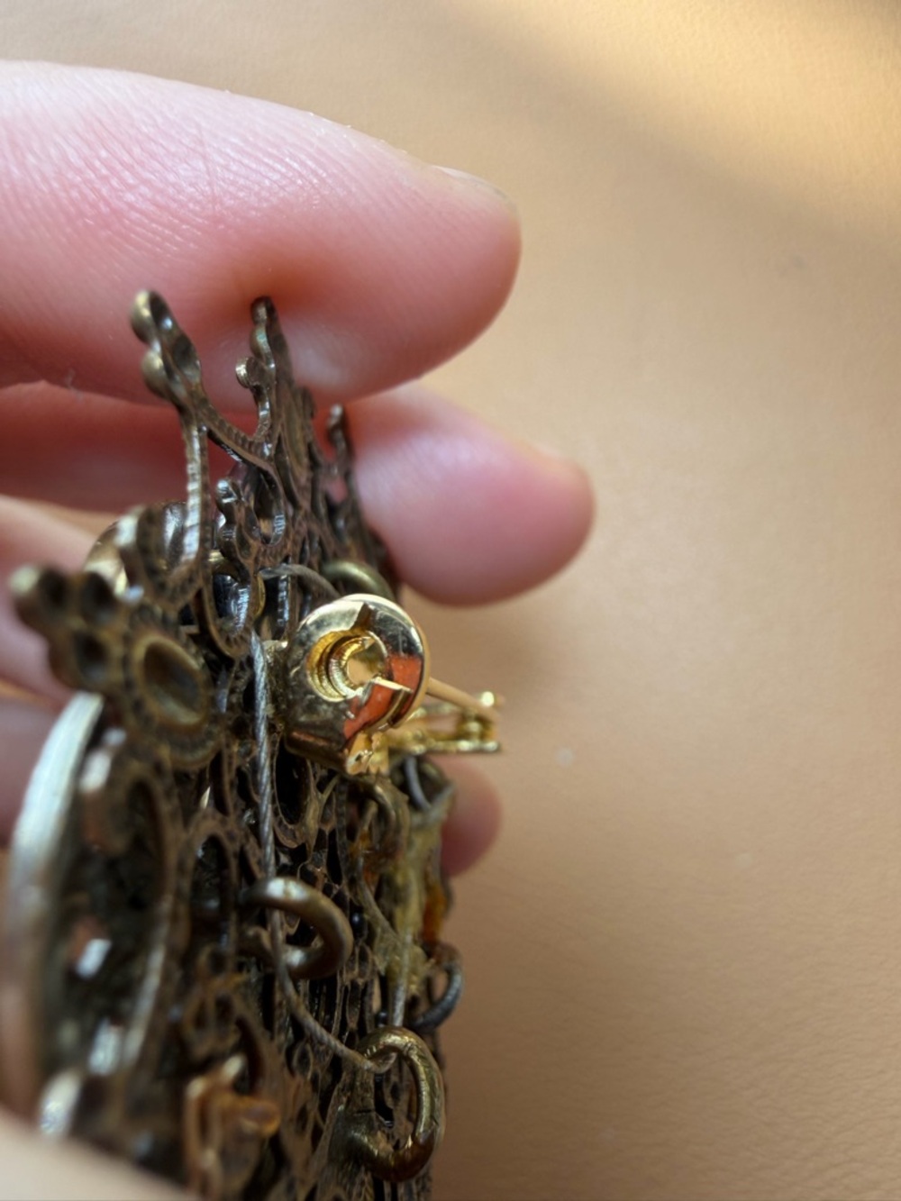 Handmade Vintage Button Collage Brooch – Steampunk Victorian Style - Picture 9 of 12